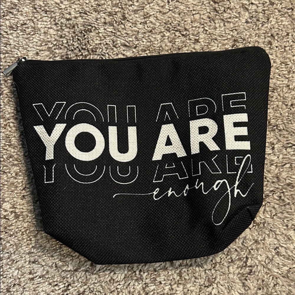 Black and White Inspirational Pouch
